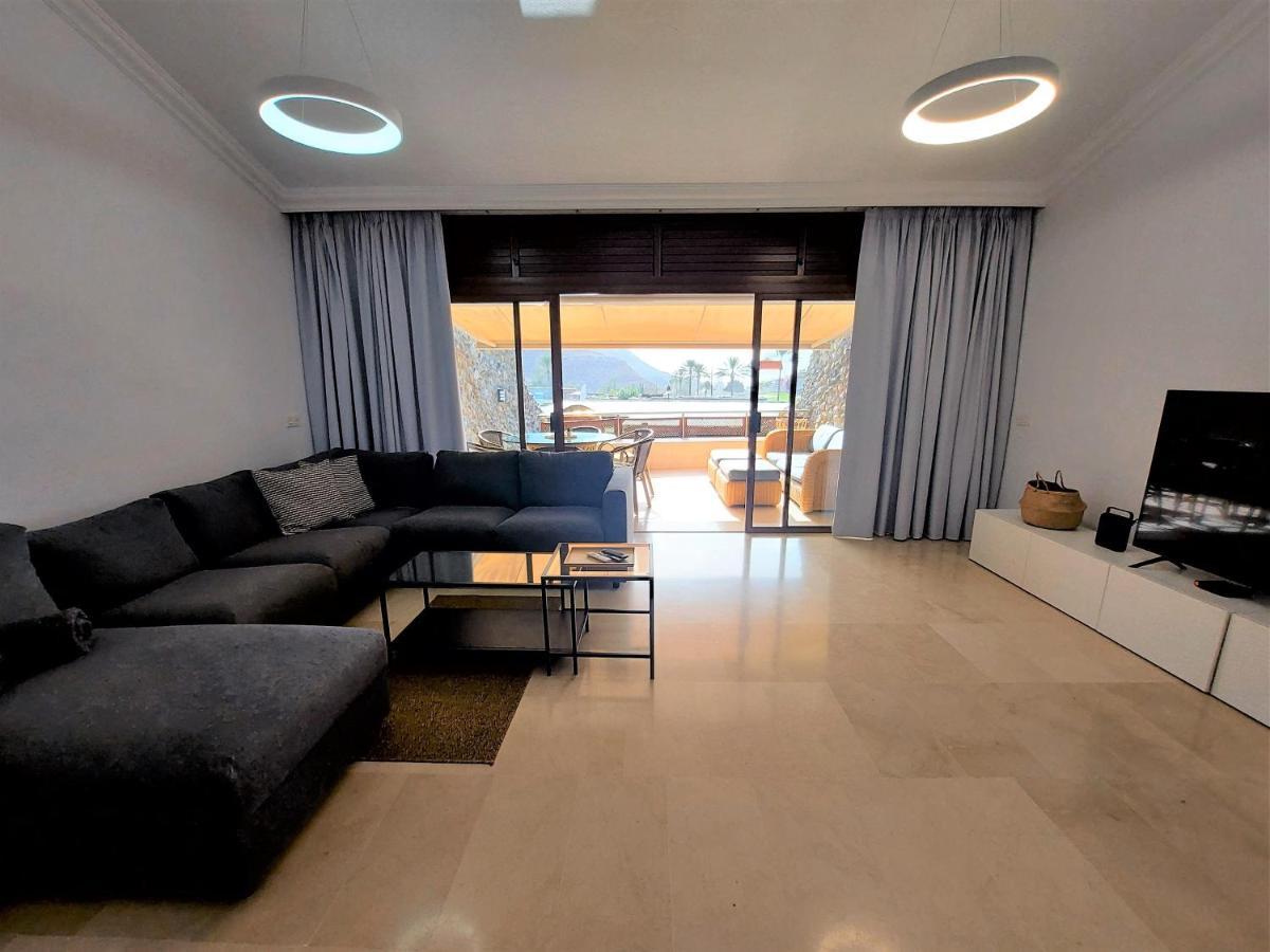 Villa Happiness - Luxury Chalet With Sea View Las Palmas Exterior photo